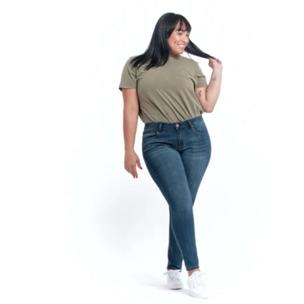 1822 Denim Women’s Skinny Jeans - Medium Blue Wash